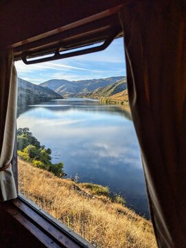 Viagem de comboio no Douro