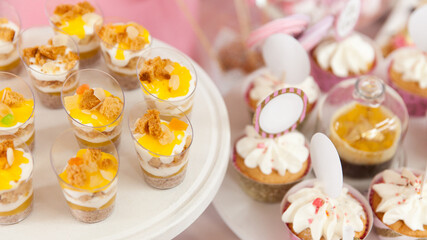 Delicious mini desserts served in clear cups, layered with cream, sponge, and fresh fruit. Perfect for candy bars, weddings, birthdays, and stylish catering.