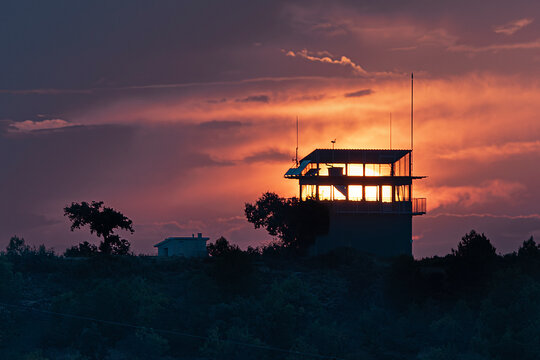 Atardecer eclipsado 