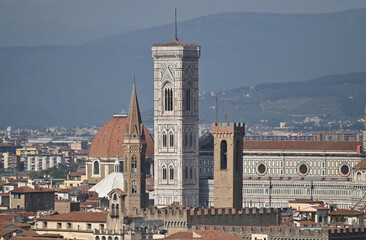 Fototapeta premium View From Piazzale Michelangelo To The Campanile Di Giotto In Florence Italy On A Wonderful Sunny Autumn Day With A Few Clouds In The Sky