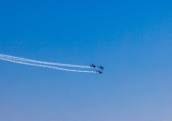 Airplanes that perform aerobatics in flight