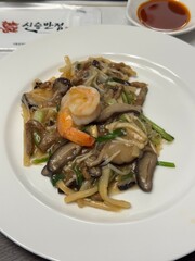 chinese seafood with vegetables