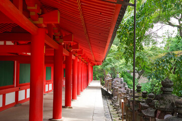 世界遺産 春日大社の朱塗り回廊