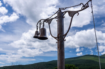 群馬県嬬恋村愛妻の丘の鐘