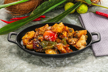 Potato with bell pepper and gravy