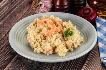 Gourmet risotto with prawn and cheese