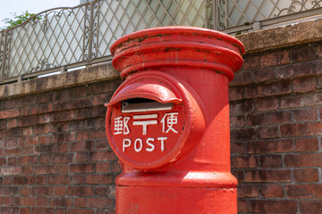 レトロな郵便ポスト