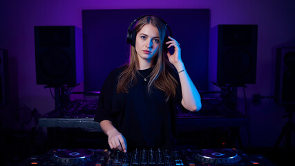 Lost in the Beat Neon Night with the DJ