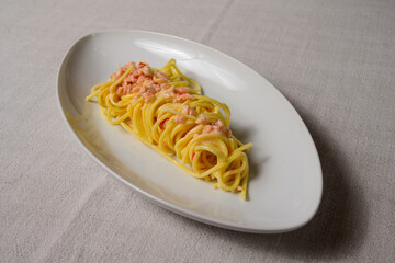Tagliolini Al Salmone Affumicato e Panna Salmon Pasta with Cream