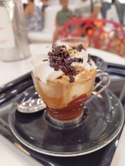 chocolate mousse dessert