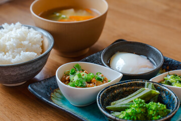 Japanese breakfast / 納豆と温泉卵の朝食
