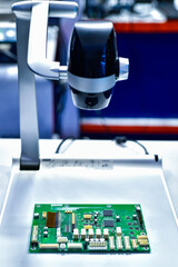 Digital microscope inspection system for checking the quality of electronic PCB circuit boards selective focus at factory
