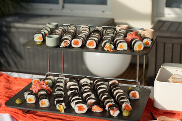 Plateau de sushi, maki, buffet
