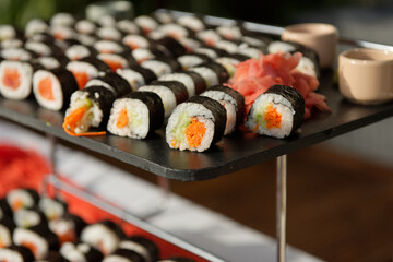Plateau de sushi, maki, buffet