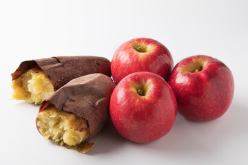 焼き芋とリンゴ