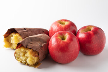 焼き芋とリンゴ