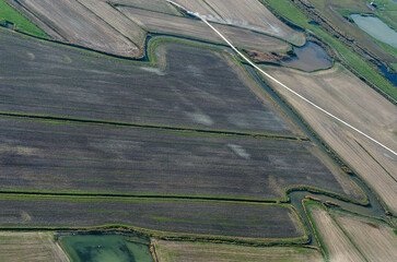 vue aérienne des marais à Brutelles près de la Baie de Somme en France