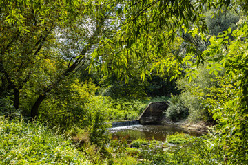 Zapora rzeczna przy kanale mosińskim. 