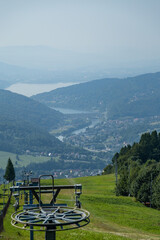 Widok na Jezioro Międzybrodzkie i Żywiecki z g&oacute;ry Żar. 