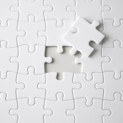 Obraz premium Solving a puzzle indoor space photography minimalist close-up focused attention