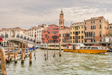 Rialto Bridge spanning the Grand Canal in Venice
