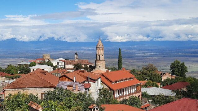 Vista panor&aacute;mica a la ciudad de Sighnaghi en la regi&oacute;n de Kajetia - Georgia