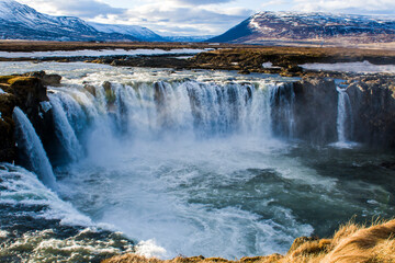 Wodospad Godafoss na północy Islandii 2025 © Krzysiek Cegiełka