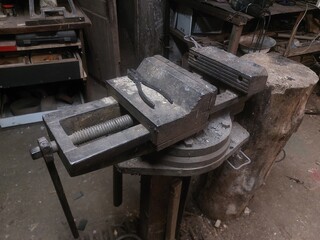 old rusty vise