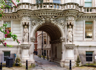 Entrance to Middle Temple Lane in London, UK