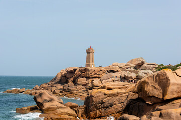 Big stones on the pink Granite Coast