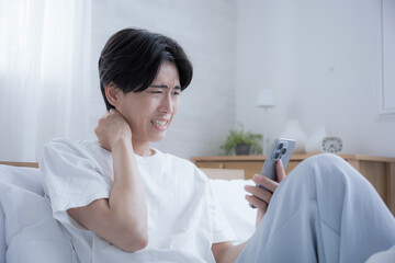 People who are surprised and confused when they see someone with a smartphone