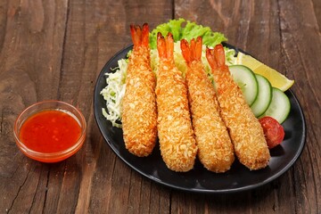 Ebi furay is a Japanese dish made from shrimp coated with pangko flour