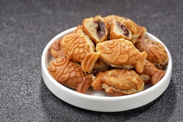 Mini Bungeoppang Taiyaki (Japanese fish shaped pancakes filled with bean jam)
