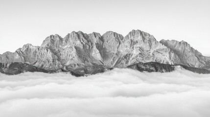 Obraz premium A majestic mountain range, captured in a striking black and white photograph.