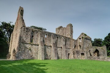 ruines de l'abbaye de Grey Abbey en Irlande du Nord