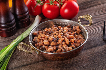 Canned Black eye bean in the bowl