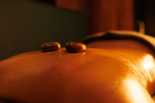 copper stone massage