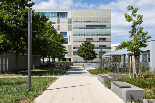 Heidelberg,22.08.2025, Geb&auml;udekomplex des BioQuant,Forschungsnetzwerk an der Universit&auml;t Heidelberg im Neuenheimer Feld