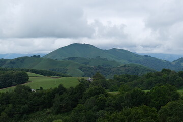 hiking in pyrenees