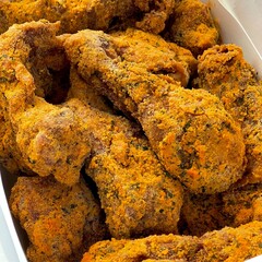 Crispy fried chicken with golden, crunchy skin and juicy, tender meat. A delicious and savory dish, perfect for any meal, served with dipping sauces or side dishes for extra flavor!