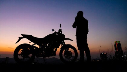 Fototapeta premium Silhouette of biker at sunset