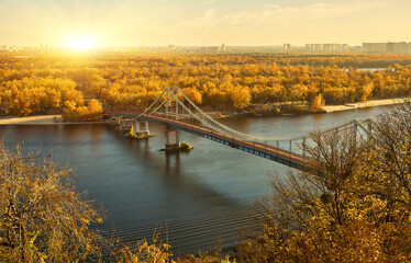 Obraz premium Panoramic View of Kyiv in Autumn