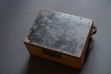 Vintage analog voltmeter in wooden case with German instructions