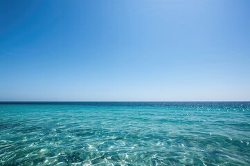 Obraz premium Stunning seascape under a clear azure sky