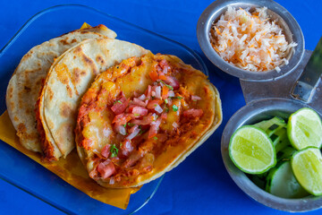 SEAFOOD COMIDAS CALIENTES DE MARISCOS