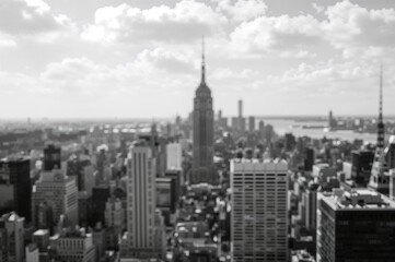 Obraz premium Monochrome urban silhouette with a soft focus backdrop