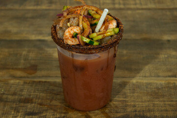 CLAMATO CON MARISCOS SEAFOOD MARISCOS CAMARON