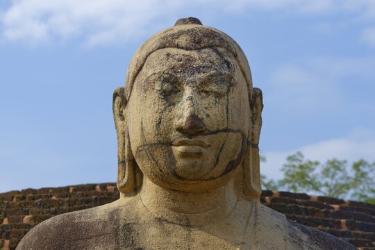 Vatadage circular temple, Polonnaruwa ruins of the garden-city created by Parakramabahu the Great in the 12th century, Polonnaruwa, Sri Lanka