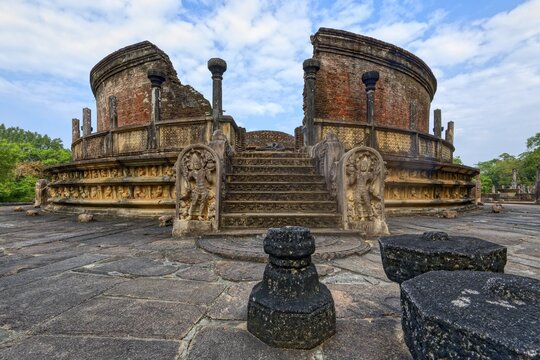 Vatadage circular temple, Polonnaruwa ruins of the garden-city created by Parakramabahu the Great in the 12th century, Polonnaruwa, Sri Lanka