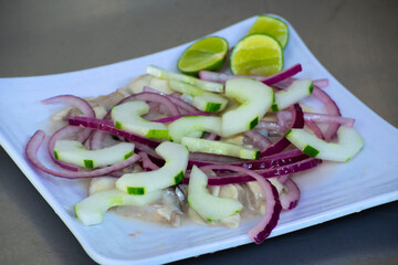CAMARONES COCIDOS ESTILO CUCARACHA